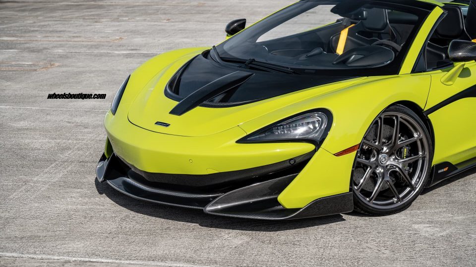 MCLAREN 600LT SPIDER ON HRE R101 LIGHTWEIGHT