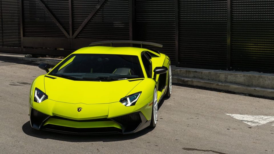 Lamborghini Aventador SV | Verde Scandal | on ANRKY AN20 + AN20 AEROSport | Gloss White