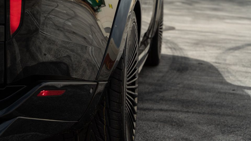 Range Rover | Santorini Black | on Forgiato Trimestre-M | Gloss Black