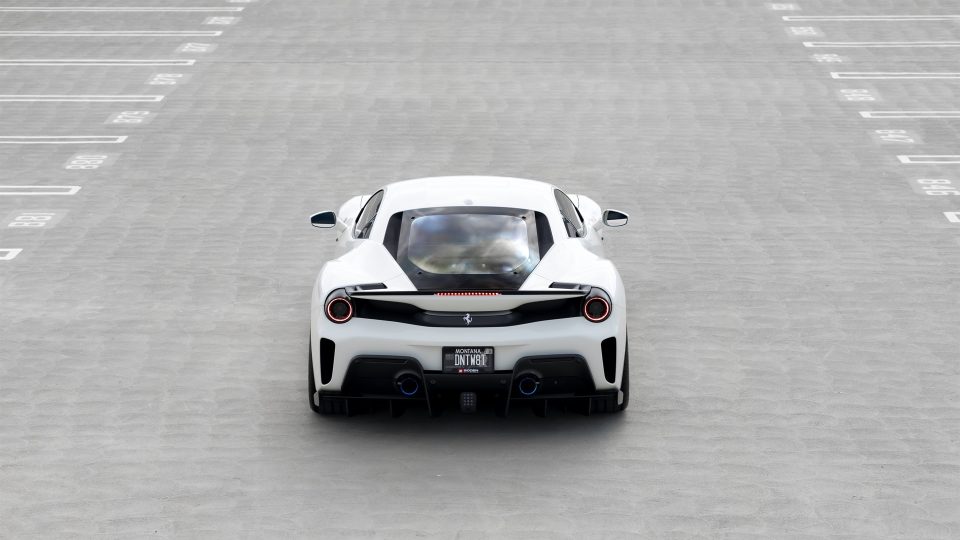 Ferrari 488 Pista | Bianco Avus | on HRE P104SC | Satin White Gold