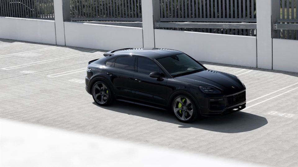 Porsche Cayenne on HRE 522M