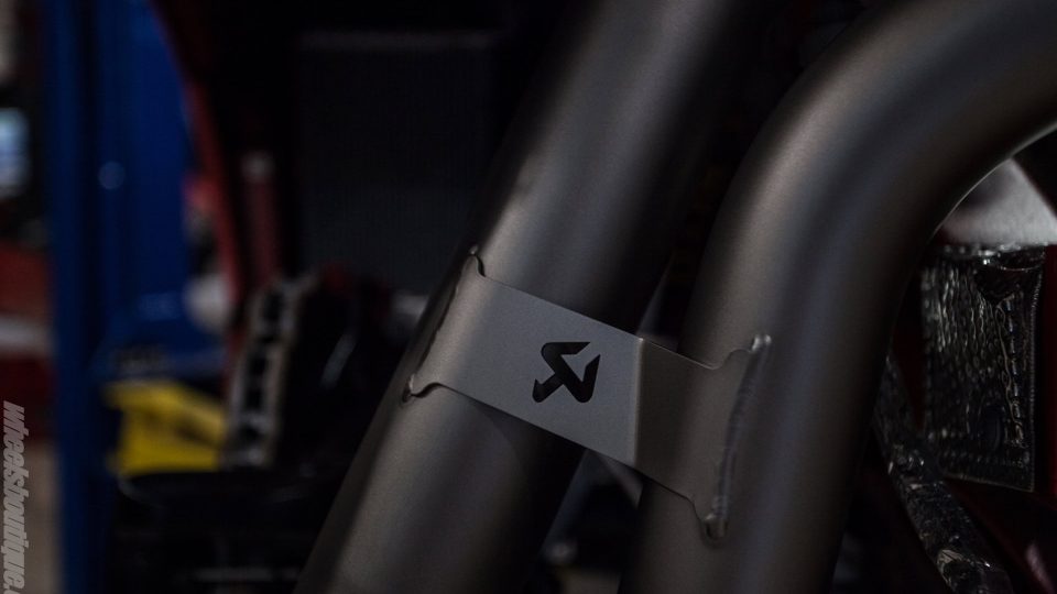 Akrapovic Exhaust Install – Audi R8 V10 (2017)