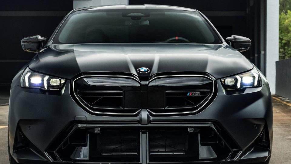 BMW G90 M5 – AN22 SeriesTWO