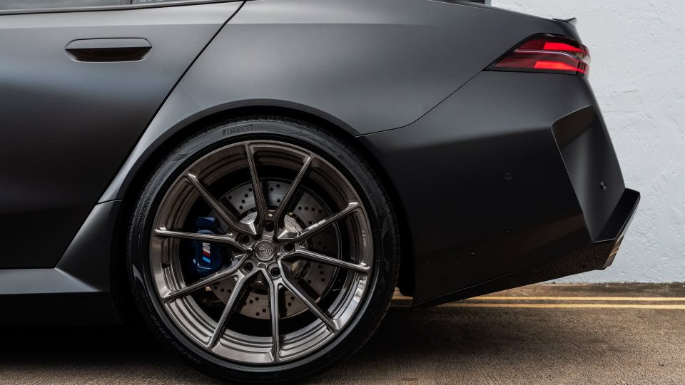 BMW G90 M5 – AN22 SeriesTWO