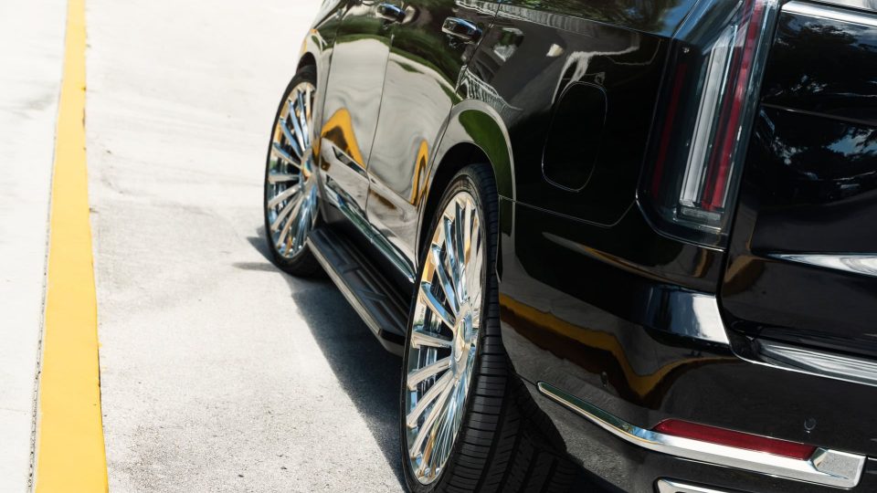 Cadillac Escalade | Black Raven | on ANRKY RF-182 | Brushed Face + Mirror Polished Windows