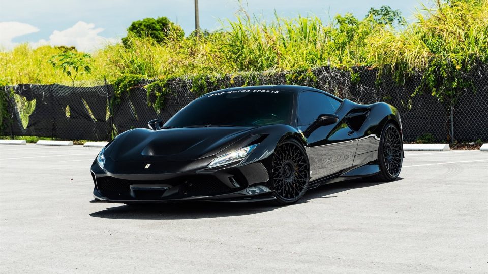 Ferrari F8 Tributo – RETROSeries RS7.3