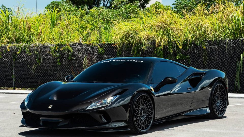 Ferrari F8 Tributo – RETROSeries RS7.3