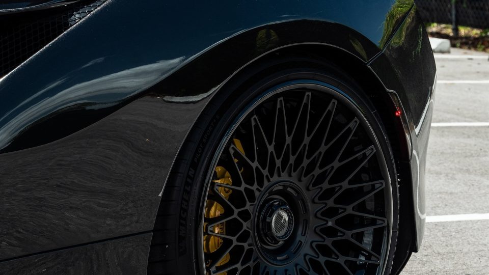 Ferrari F8 Tributo – RETROSeries RS7.3