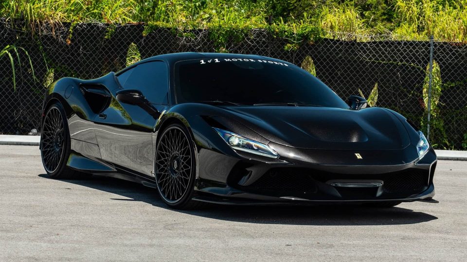 Ferrari F8 Tributo – RETROSeries RS7.3