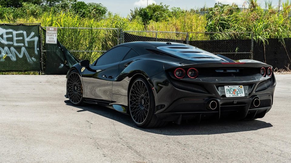 Ferrari F8 Tributo – RETROSeries RS7.3
