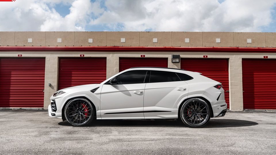 Lamborghini Urus – AN30 SeriesTHREE