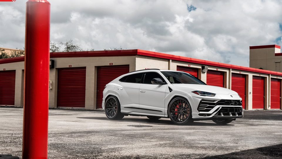 Lamborghini Urus – AN30 SeriesTHREE