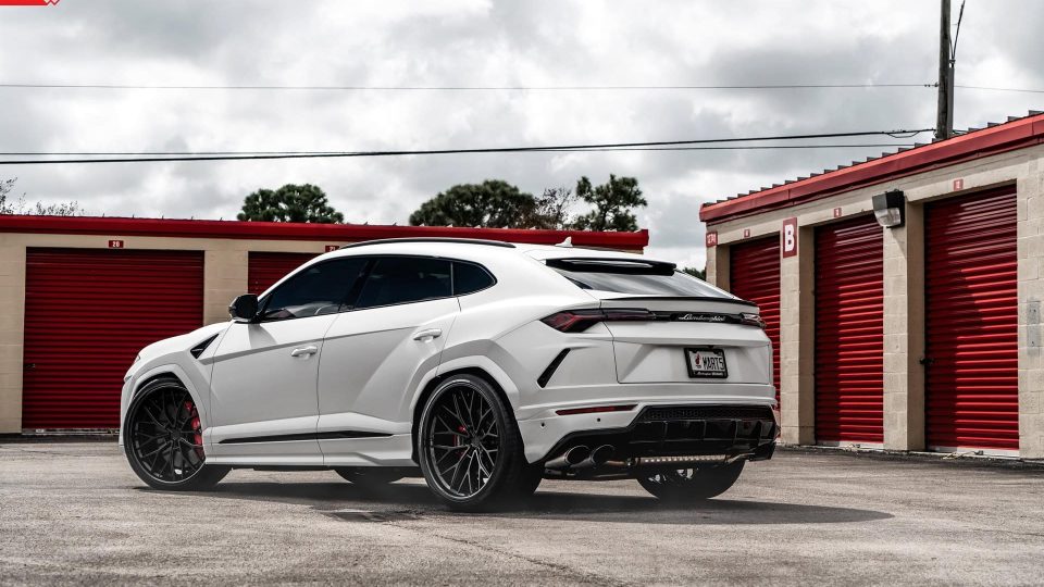 Lamborghini Urus – AN30 SeriesTHREE