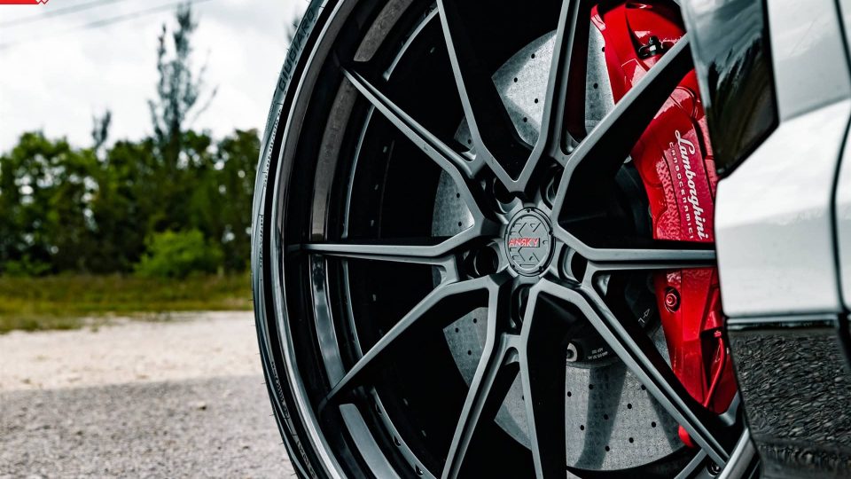 Lamborghini Urus – AN32 SeriesTHREE