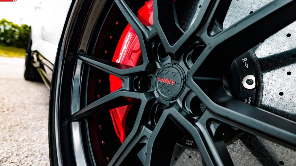 Lamborghini Urus – AN32 SeriesTHREE