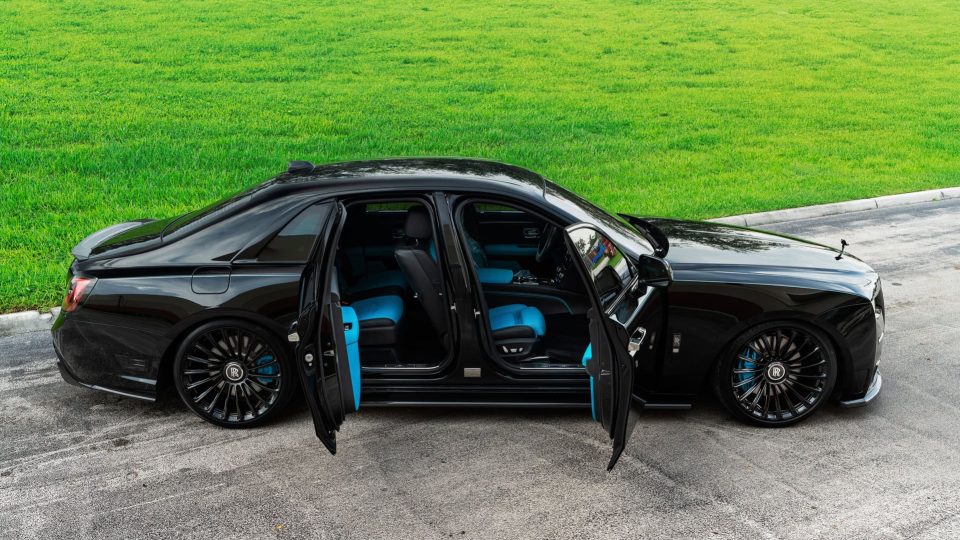 Urban Automotive Rolls-Royce Ghost | on ANRKY RF-182  | Gloss Black