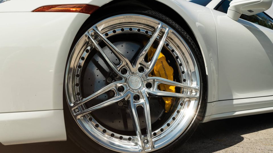Porsche 992 Turbo – AN27 SeriesTWO