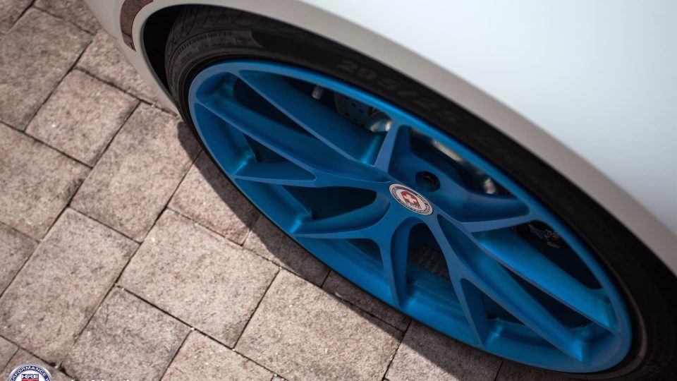 HRE P101 | BMW i8 White Carbon
