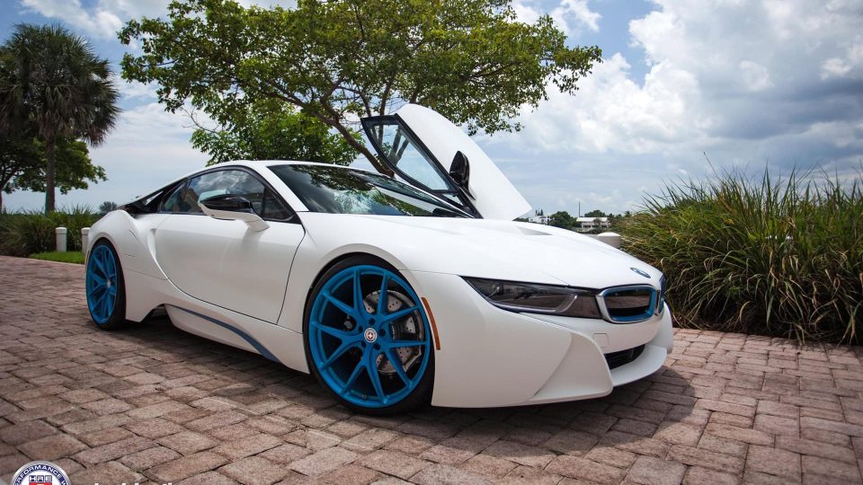 HRE P101 | BMW i8 White Carbon