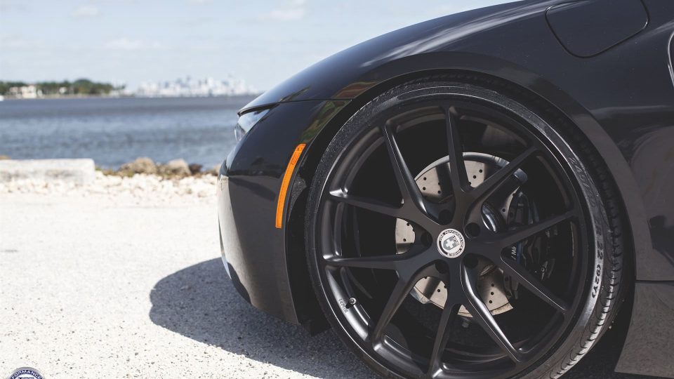 HRE P101 – Black Out | BMW i8