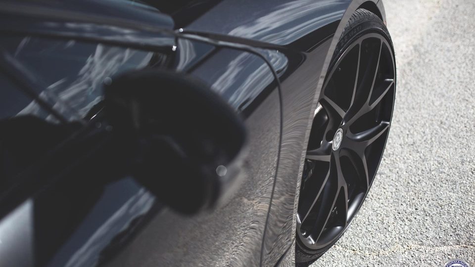 HRE P101 – Black Out | BMW i8