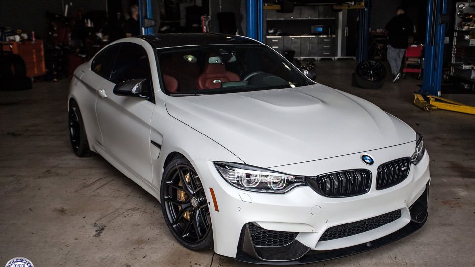 HRE R101+Akrapovic | BMW M4