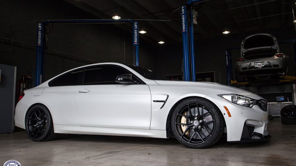 HRE R101+Akrapovic | BMW M4