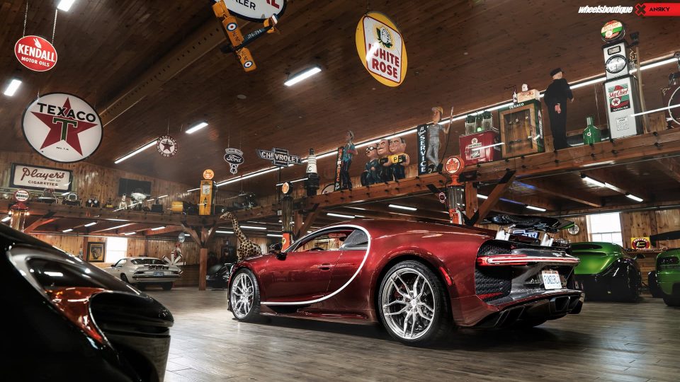 Bugatti Chiron | on ANRKY AN11 | Two-tone: Brushed Face with Polished Clear Windows