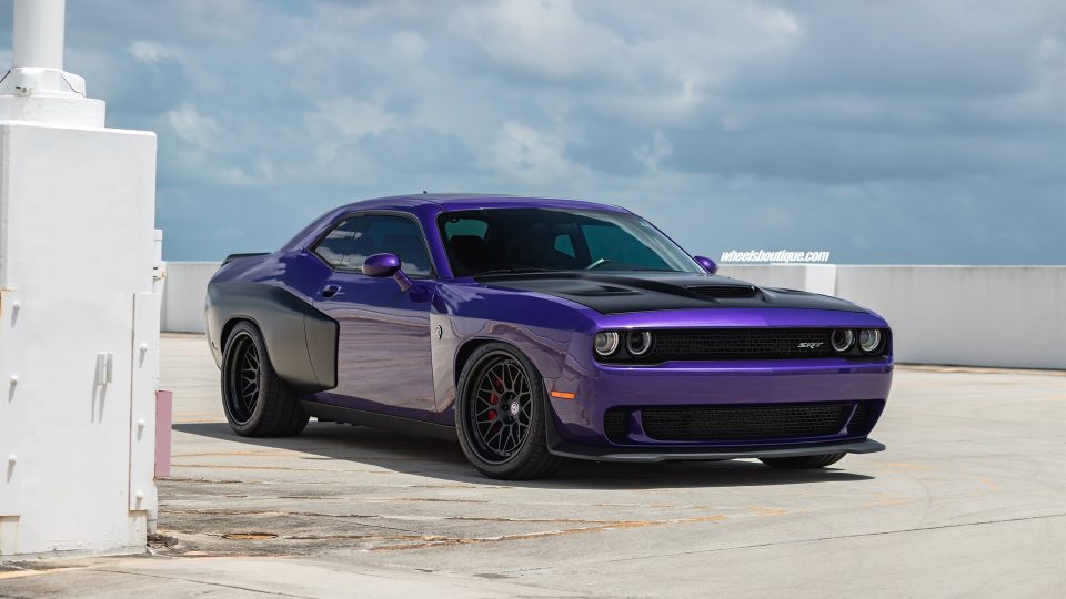 HRE Classic 300 | Dodge Challenger Hellcat (Widebody)