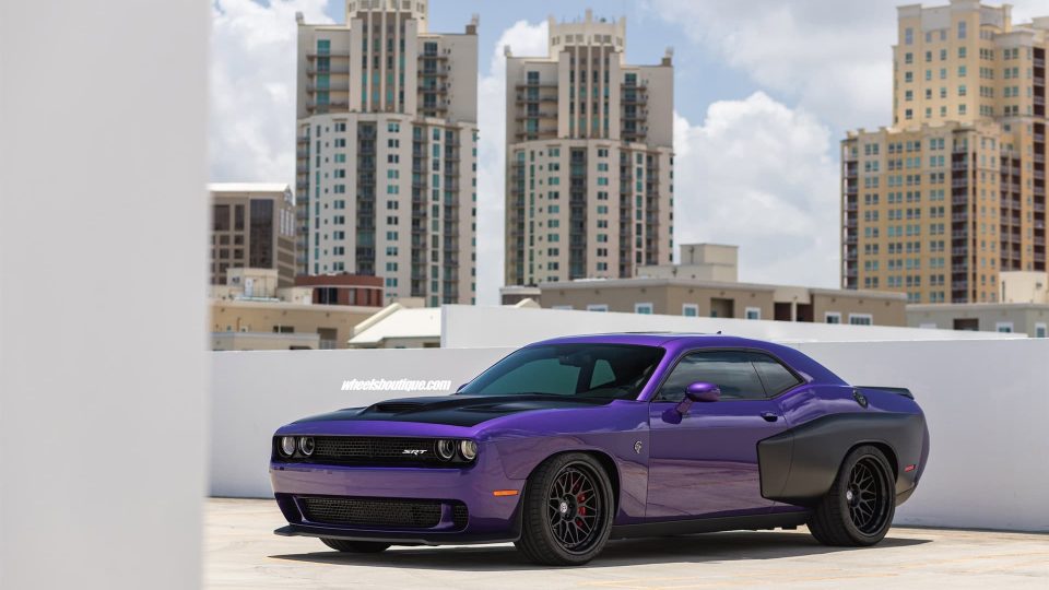 HRE Classic 300 | Dodge Challenger Hellcat (Widebody)