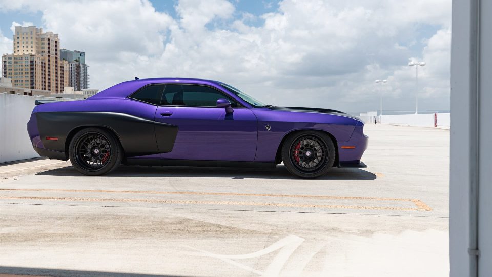 HRE Classic 300 | Dodge Challenger Hellcat (Widebody)