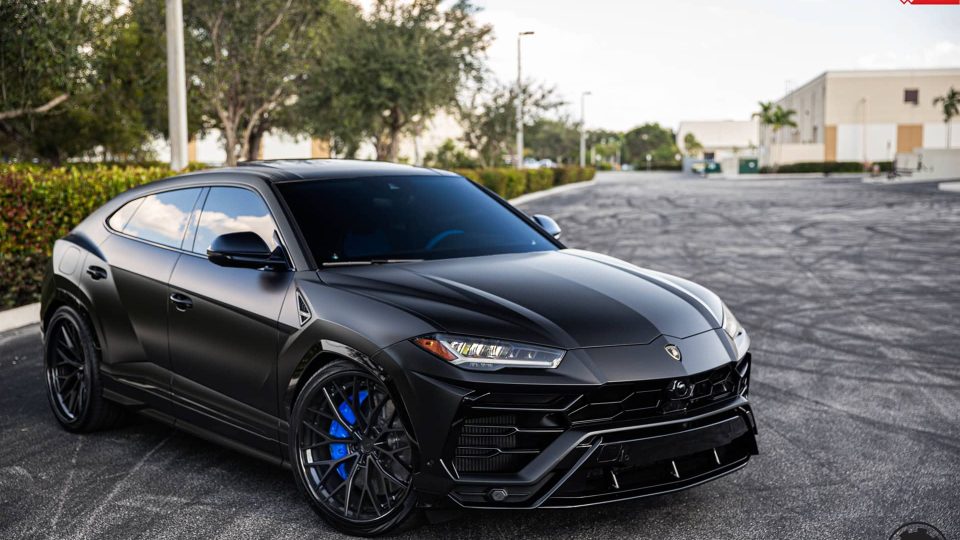 ANRKY AN30 | Black Lamborghini Urus