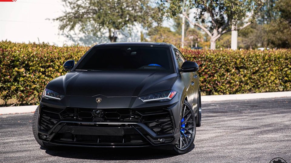 ANRKY AN30 | Black Lamborghini Urus