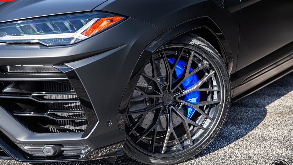 ANRKY AN30 | Black Lamborghini Urus
