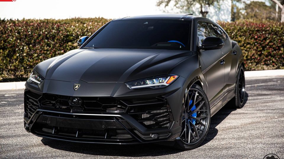 ANRKY AN30 | Black Lamborghini Urus
