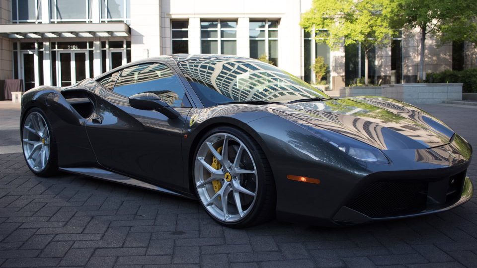 Ferrari 488 GTB | Grigio Silverstone | on HRE P101 | Brushed Clear