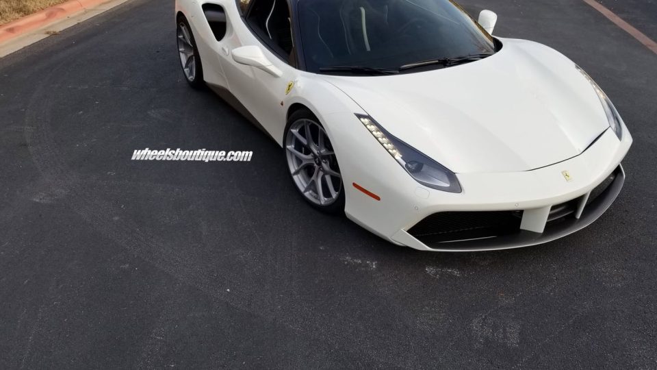 Ferrari 488 | Bianco Avus | on HRE P101 | Frozen Polished Clear
