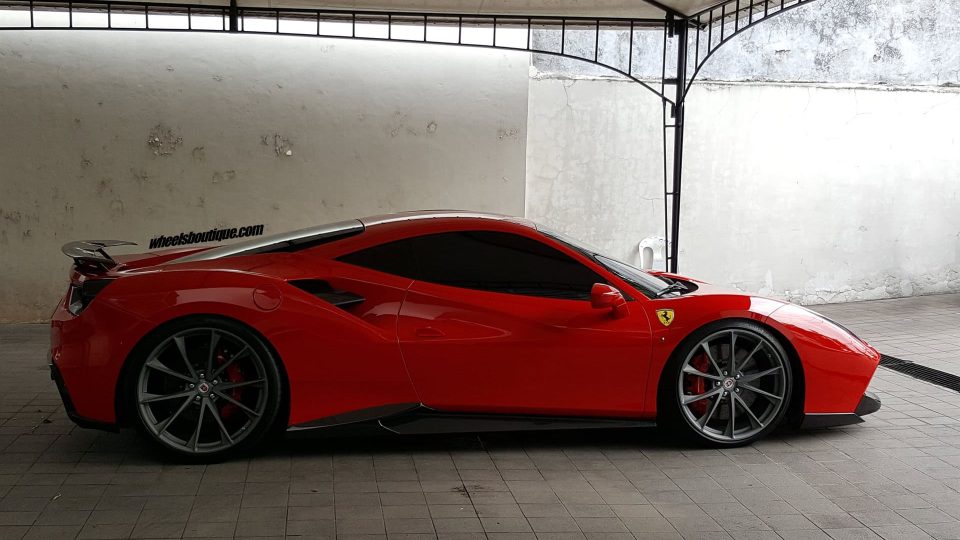 Ferrari 488 GTB | Rosso Corza | on HRE P204 | Frozen Polished Dark Clear