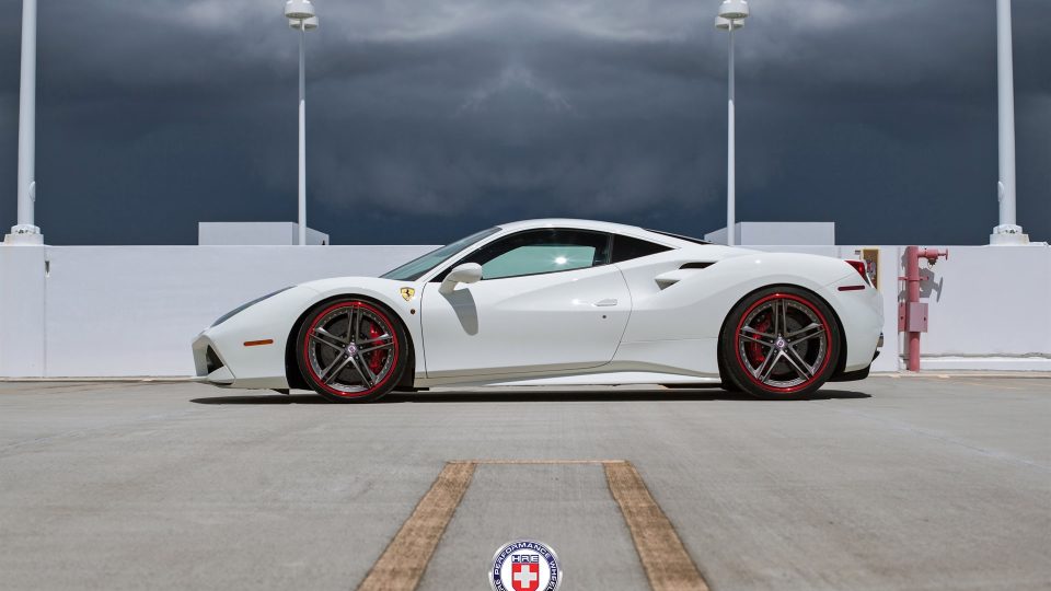 Ferrari 488 | Bianco Avus | on HRE S207 | Frozen Polished Dark Clear