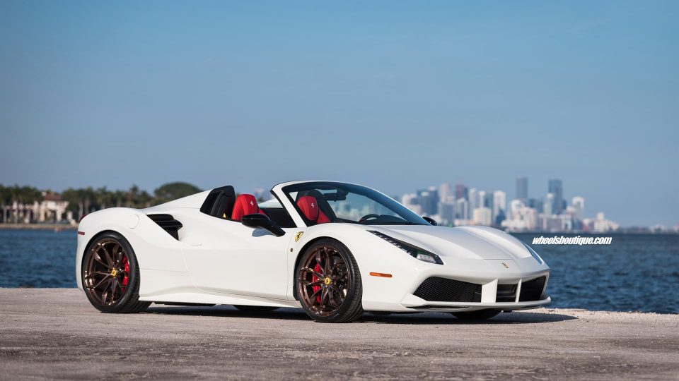 Ferrari 488 Spyder | Bianco Avus | on HRE P201 | Polished Bronze