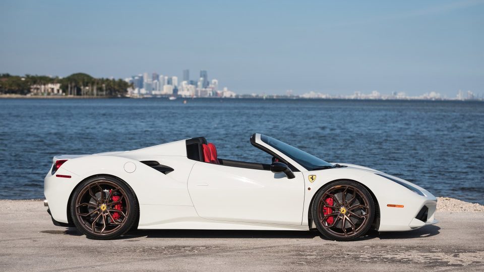 Ferrari 488 Spyder | Bianco Avus | on HRE P201 | Polished Bronze
