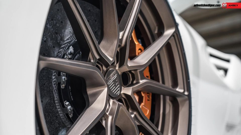 Ferrari 488 Spider | Bianco Avus | on ANRKY AN22 | Satin Bronze