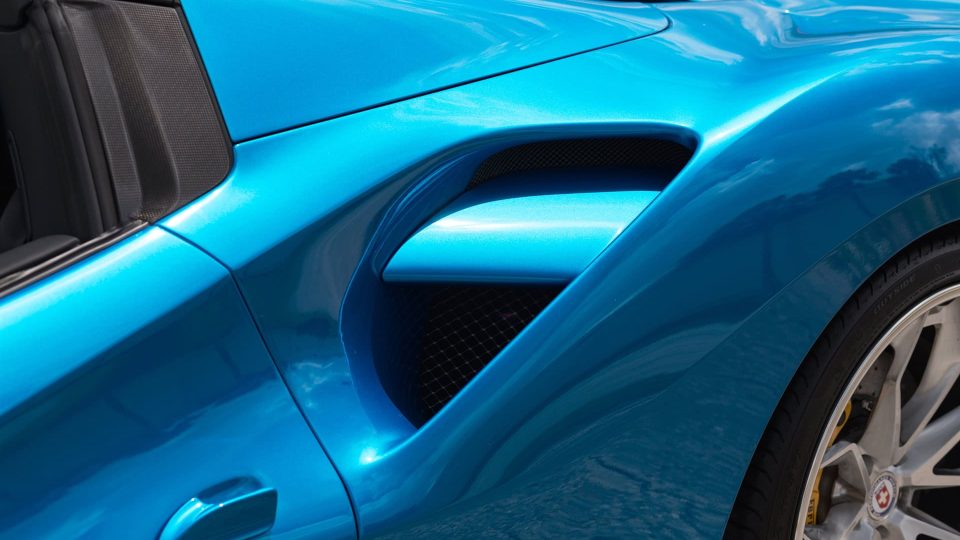 Ferrari 488 Spider | Blu Corza | on HRE S201 | Brushed Clear