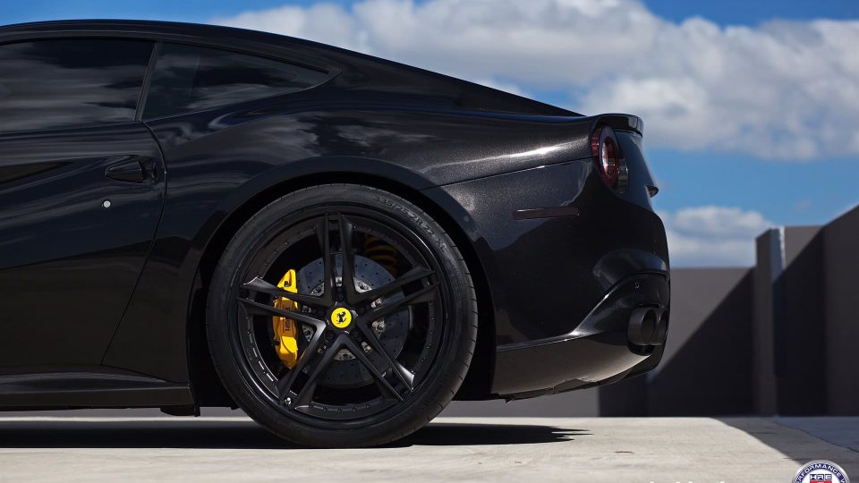 HRE S207 – All Black | Ferrari F12