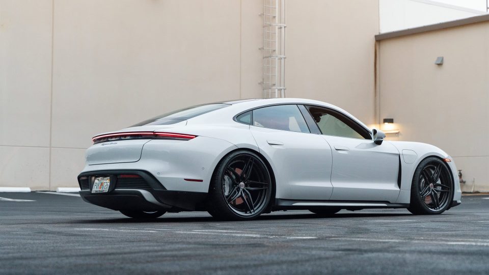 HRE S107SC | Porsche Taycan Turbo