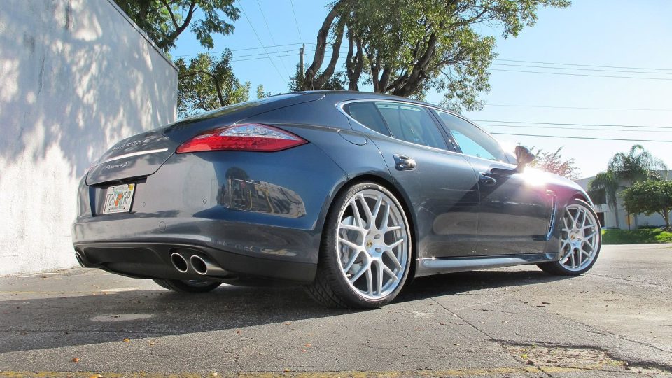 Yachting Blue Panamera S | HRE P40L