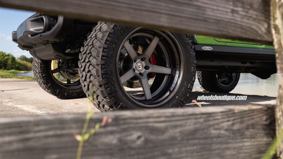 HRE RS105 | Jeep Wrangler Rubicon