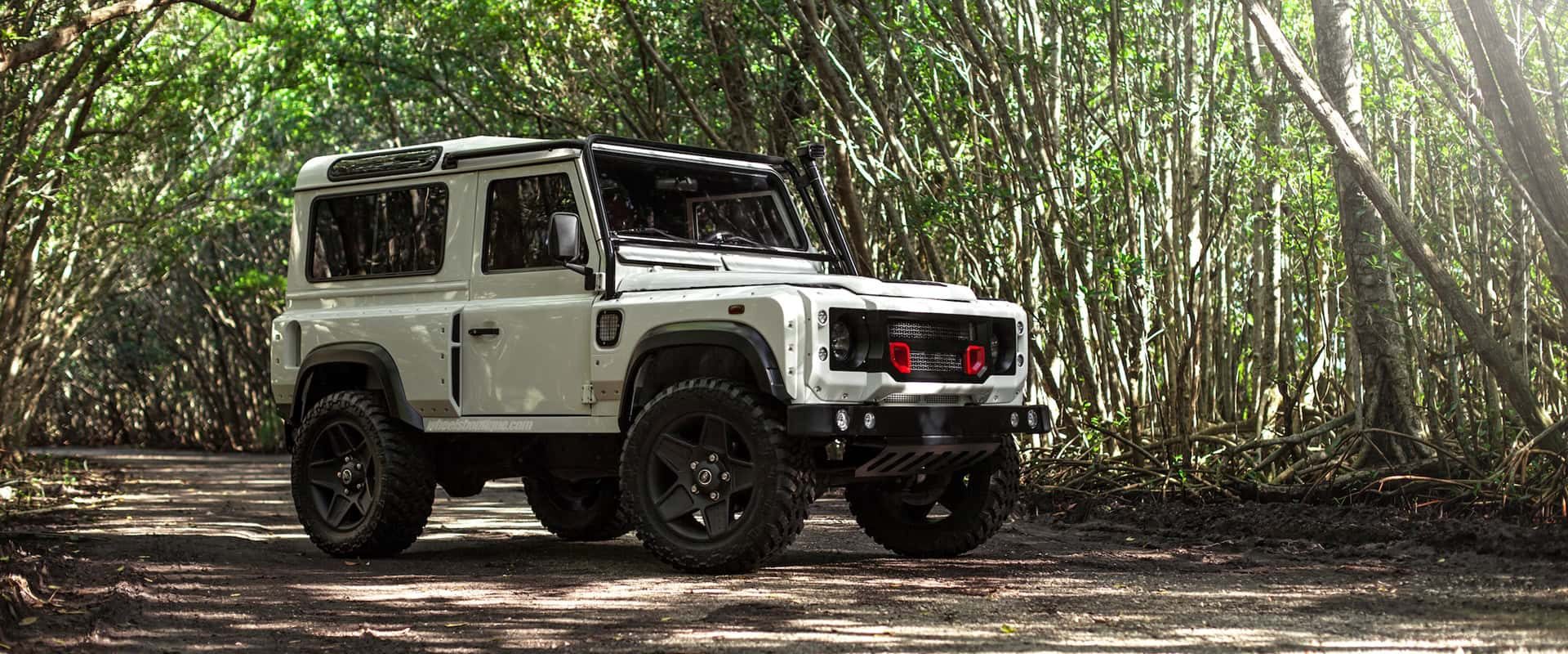 Land Rover Defender – Kahn Design WideBody | Wheels Boutique