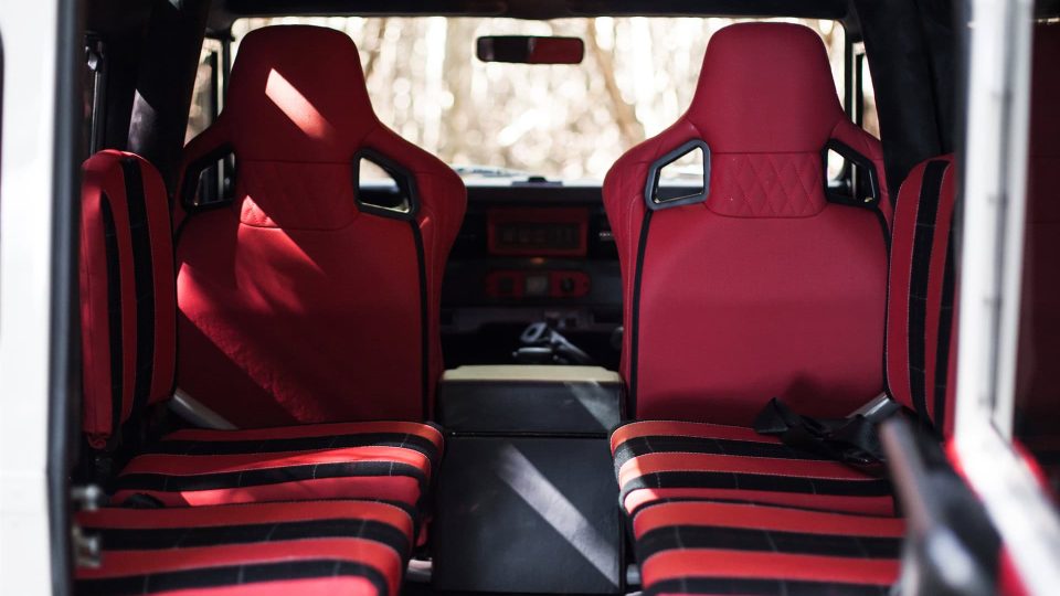 Land Rover Defender – Kahn Design WideBody