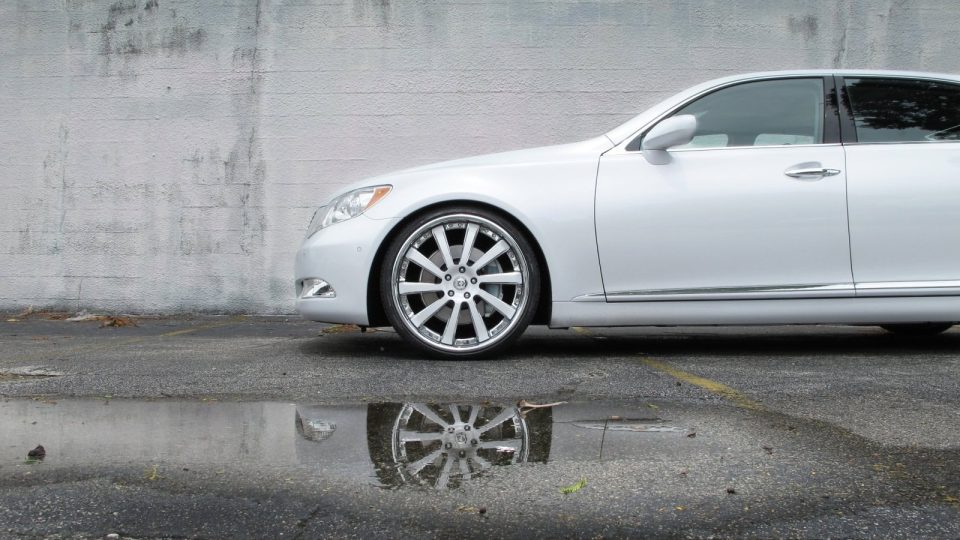 Lexus LS460 On HRE 990R